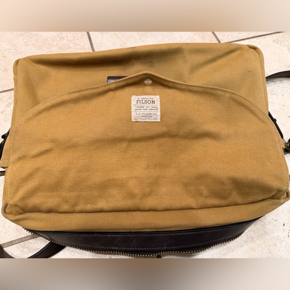 Filson 257 - Computer Briefcase - Picture 10 of 10